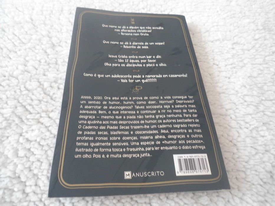 O Sagrado Caderno das piadas por Pedro Cristo, Gonçalo Castro e outro