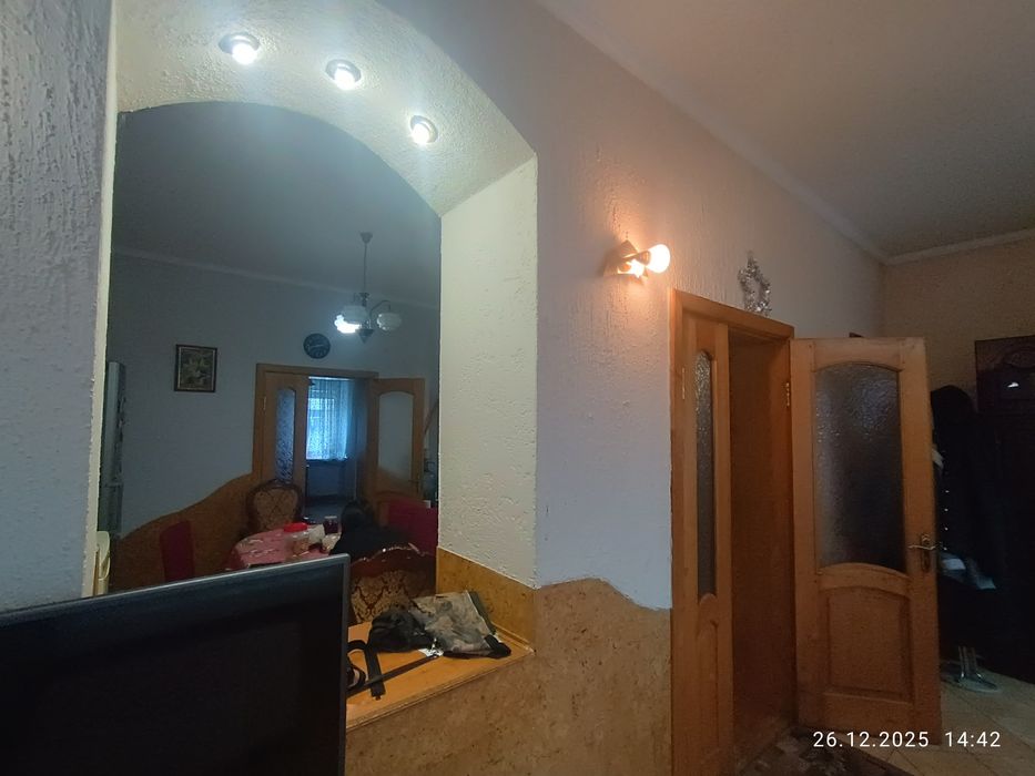 Продаж ДВУХ Будинків Іл. Зріні