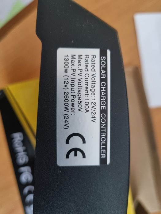 Solarny regulator ładowania MPPT 100A 12/24V