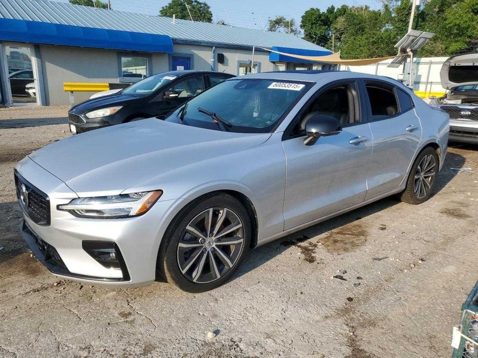 VOLVO S60 | Бампер передній / задній Запчастини Розборка