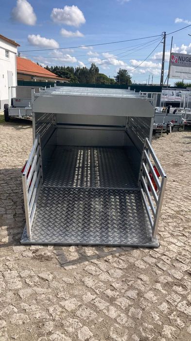 Reboque Nugent Modelo U2213S