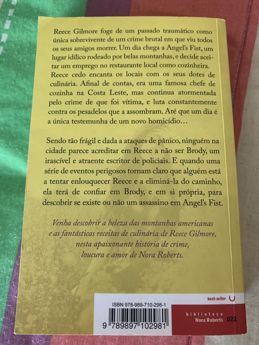 Livros de bolso variados