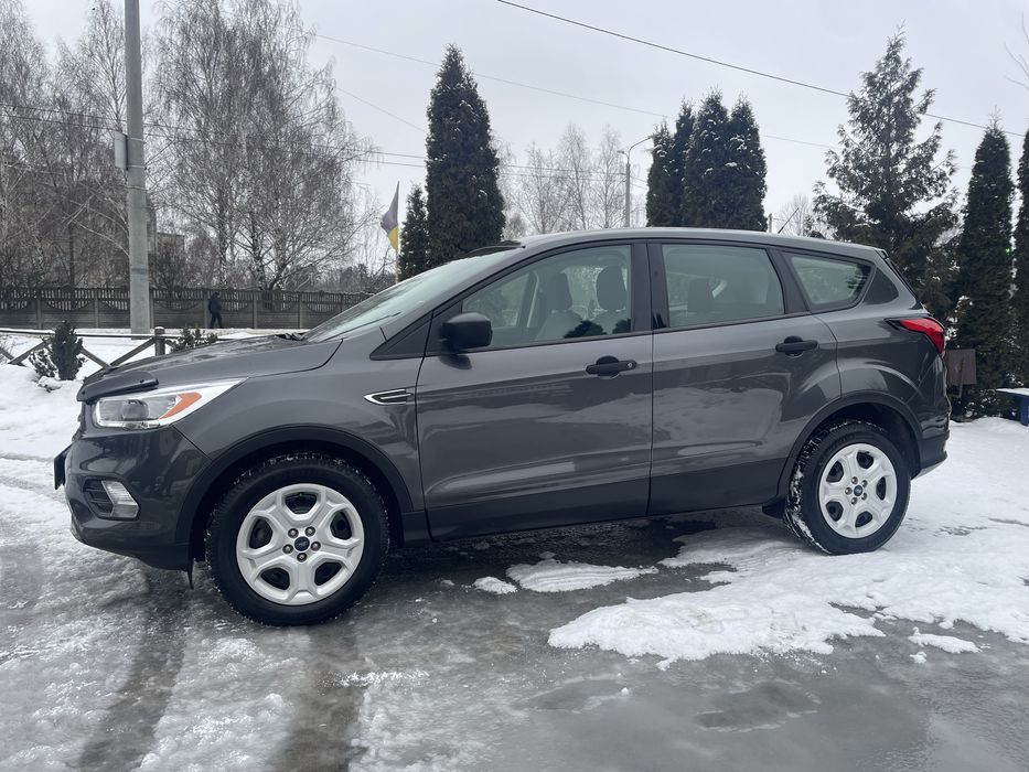 Продам авто Форд Ескейп