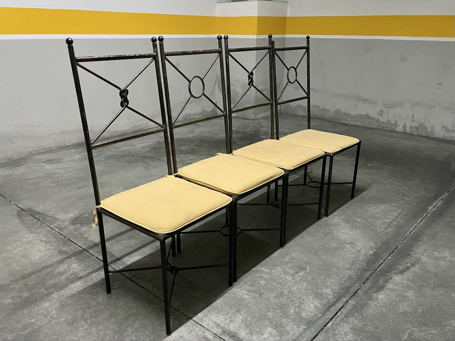 4 Cadeiras ferro forjado c/ almofada
