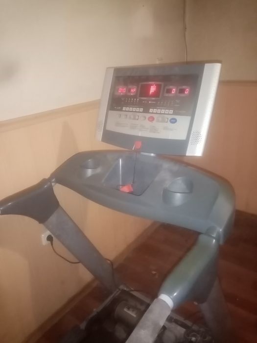 Бігова доріжка Torneo