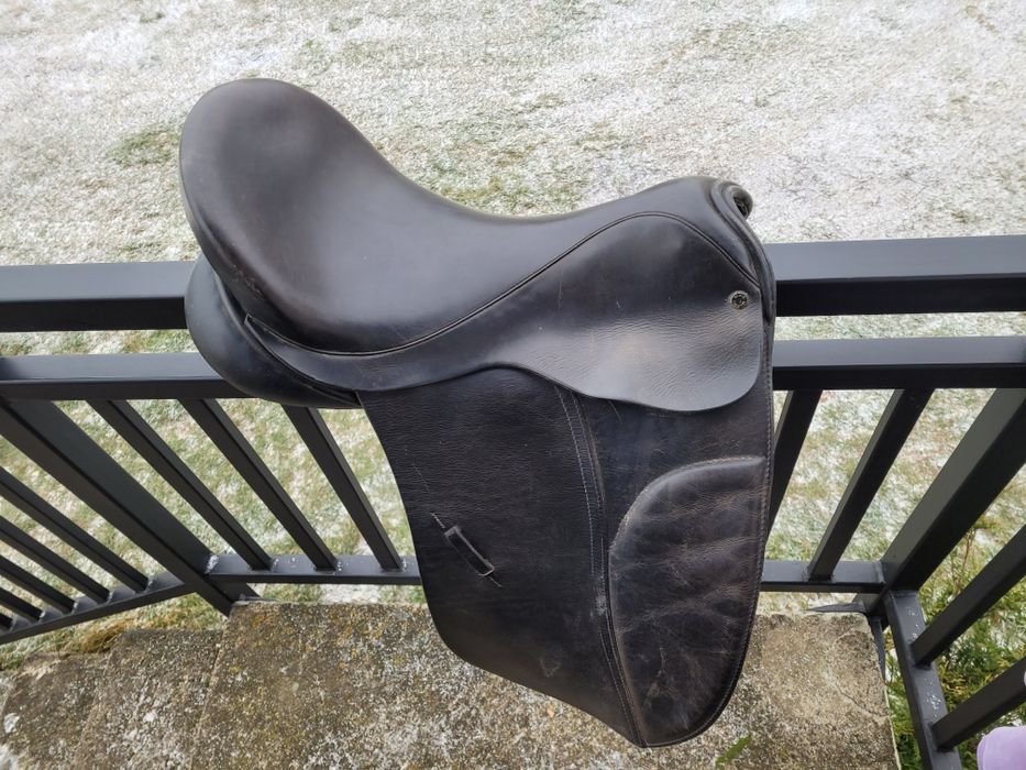 Siodło Black Dressage 18 gratis wysyłka