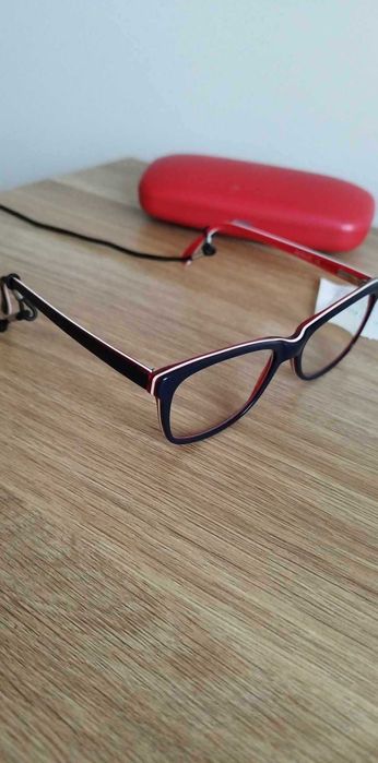 Sprzedam okulary korekcyjne Prawie nowe