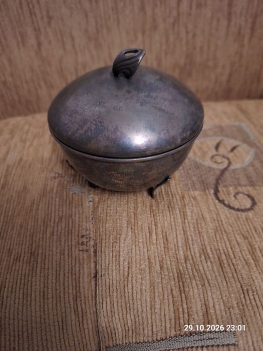 Stara cukiernica / puzderko vintage PRL • Plater • Sygnatura MET R

Cena: