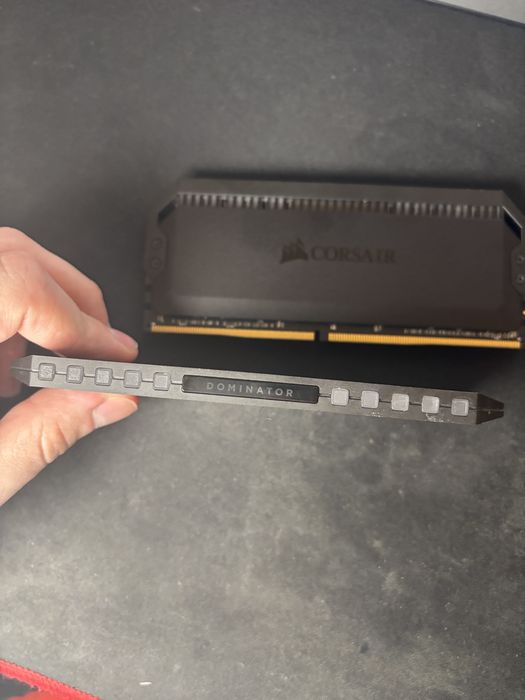 Kości RAM Dominator 2x16GB DDR4 3200MHx