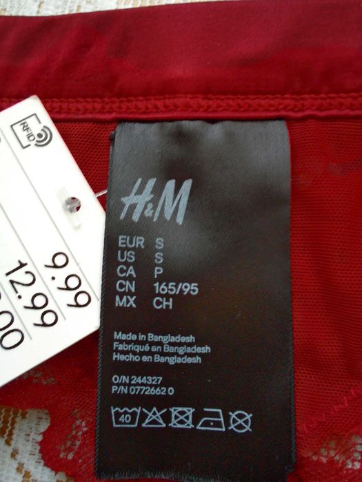 Pasek do pończoch czerwono-bordowy. H&M, rozmiar S