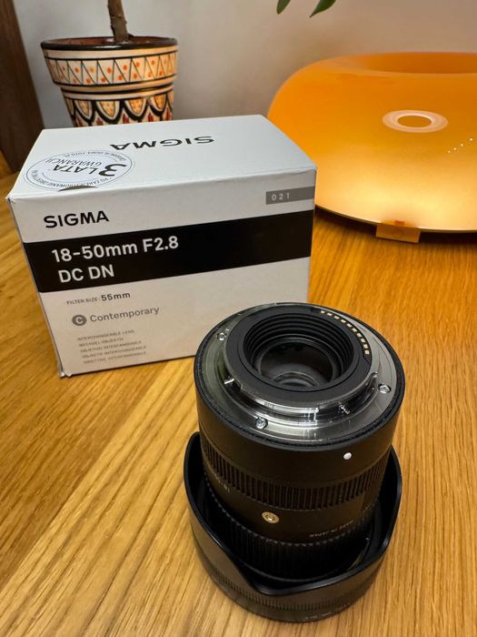 Sigma 18–50mm f/2.8 DC DN | Sony E | Pudełko + filtry