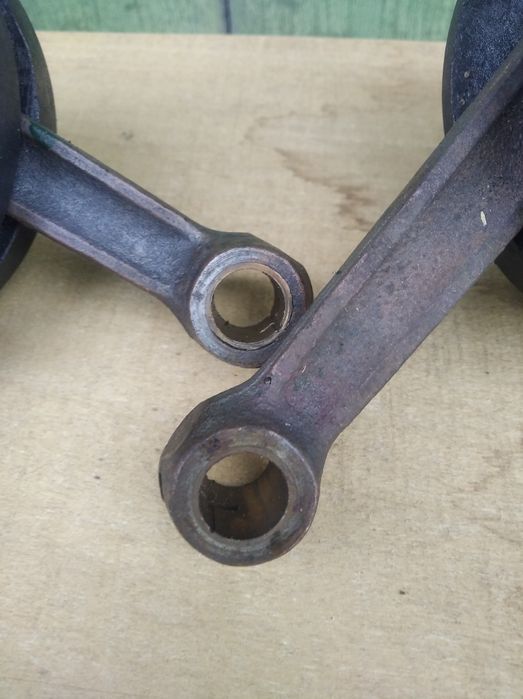 Два коленвали на юпітер