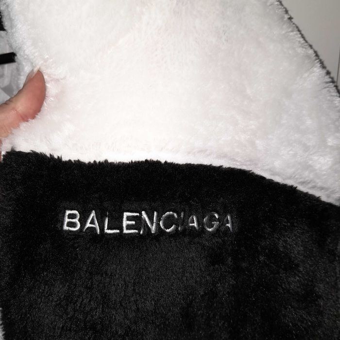 Futerko Balenciaga oversize L białe czarne nowe
