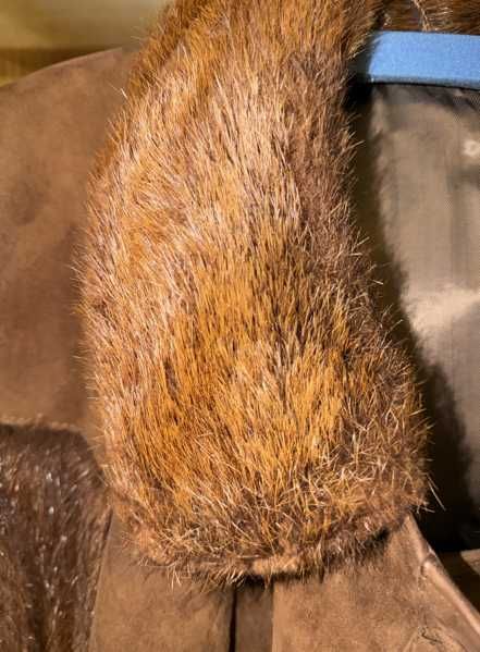 Na sprzedaż eleganckie futro z naturalnego futra (nutria)