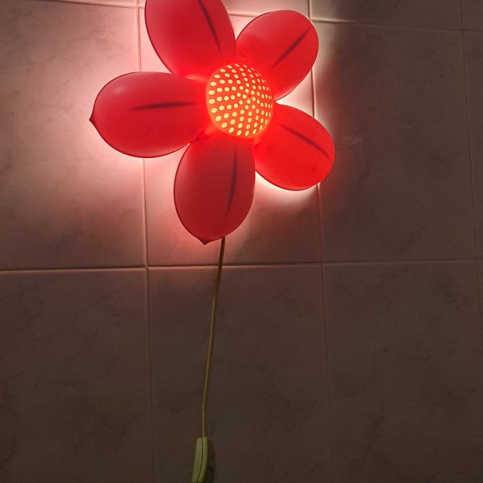 Дитячий світильник лампа нічник квітка квіточка IKEA SMILA BLOMMA