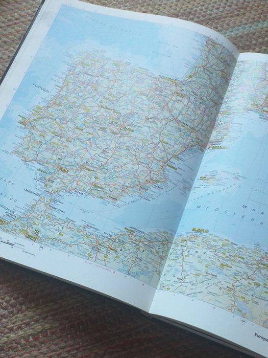 Atlas 2000 Círculo de Leitores