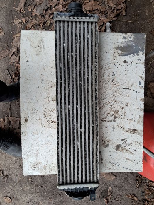 Радиатор интеркулера Jaguar xe