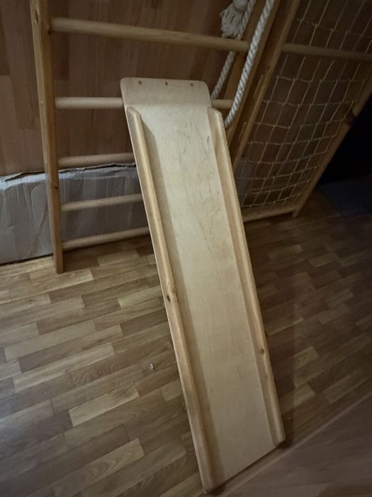 Шведская стенка, дерево