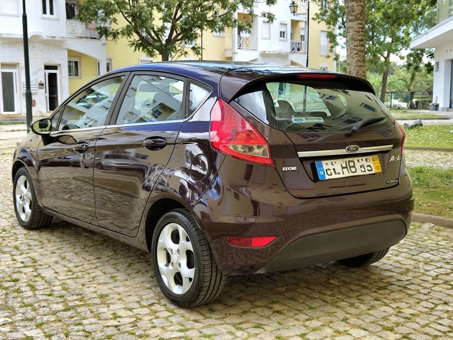 Ford fiesta 1.4tdci bom estado geral
