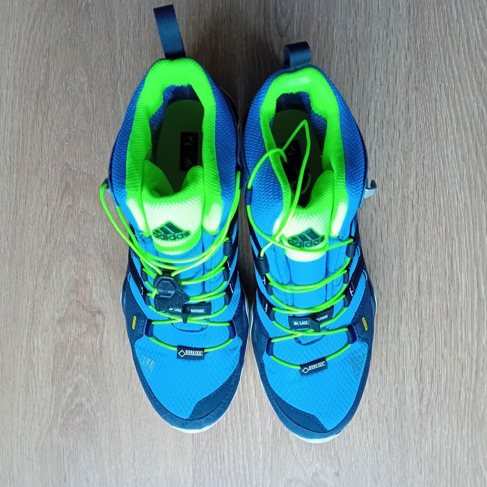 Botas trekking Adidas Terrex como novas tamanho 40