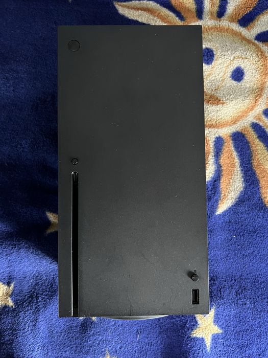 Xbox Series X 20000грн в идеале с 637 игр