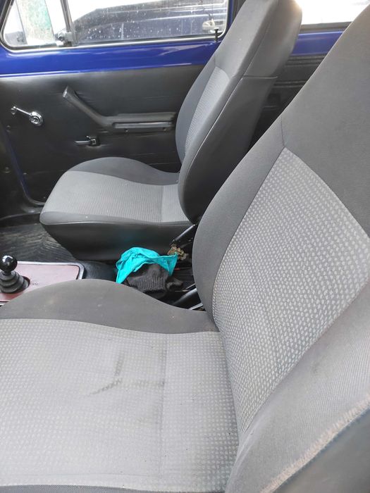 Продам ниву 2121