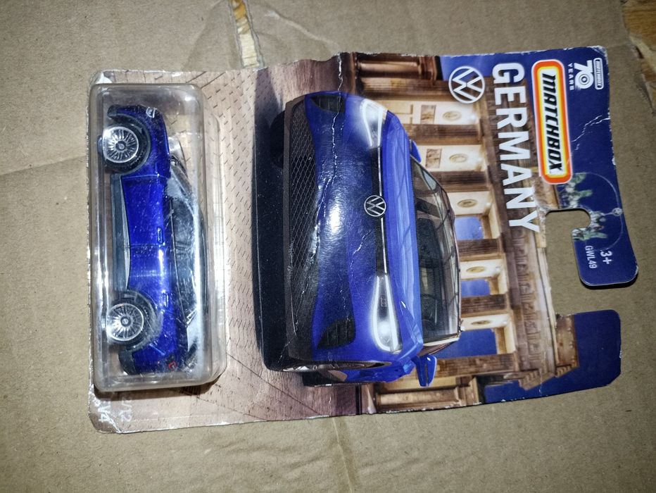 Model matchebox  volkswagen EV4