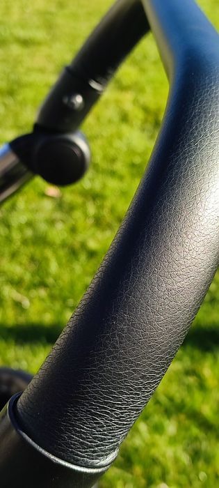 Wózek 2 w 1 czarny gondola spacerówka Invictus V-plus