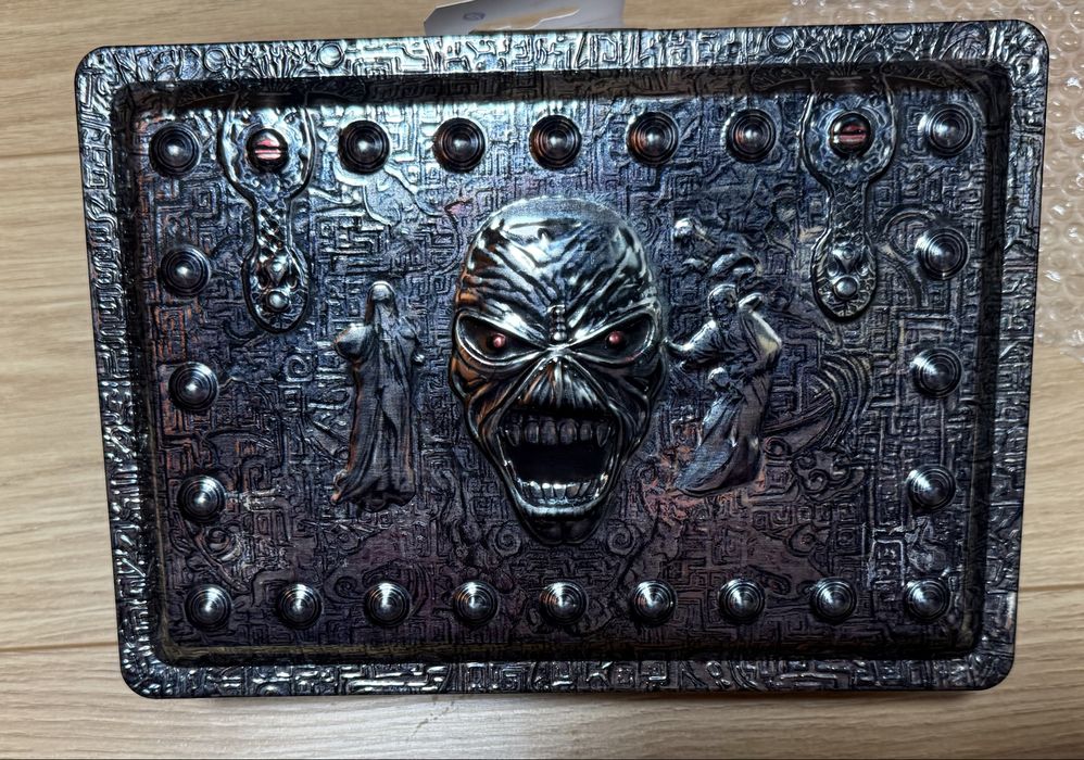 Iron Maiden Eddie's Archive 2nd Edition 2003