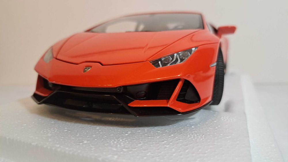 1/18 Lamborghini Hurancan EVO lr - AUTOArt 79214