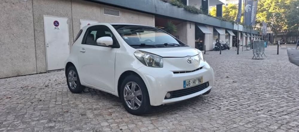 Toyota iQ VVT-i (Full Extras)