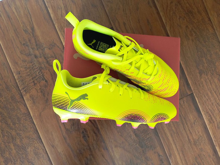 Нові Puma футбольні бутси для хлопчика 38 розмір