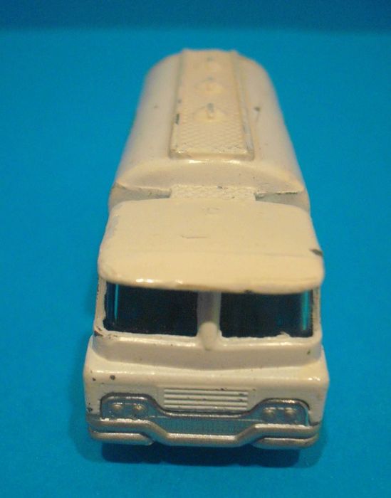 Husky - made in England - Truck - 1/64