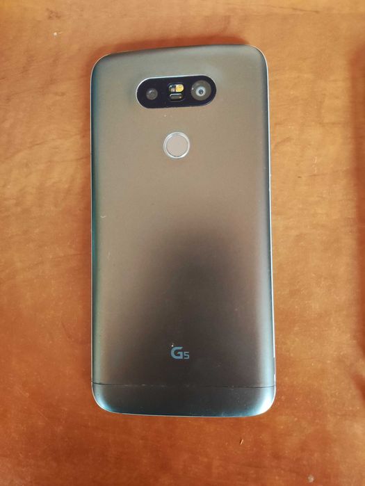 LG G5 smartfon z 2016 roku