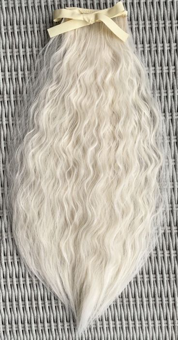Premium Ultra włosy doczepiane, platynowy blond, kycyk, fale 224.