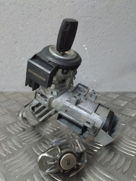 Canhão de Ignição e porta esquerda Ford Fiesta MK6 Tdci