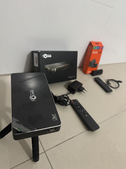 Projetor a bateria + fire tv stick amazon