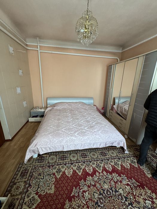 Сдається будинок  з гаражем, навісом та лазнею