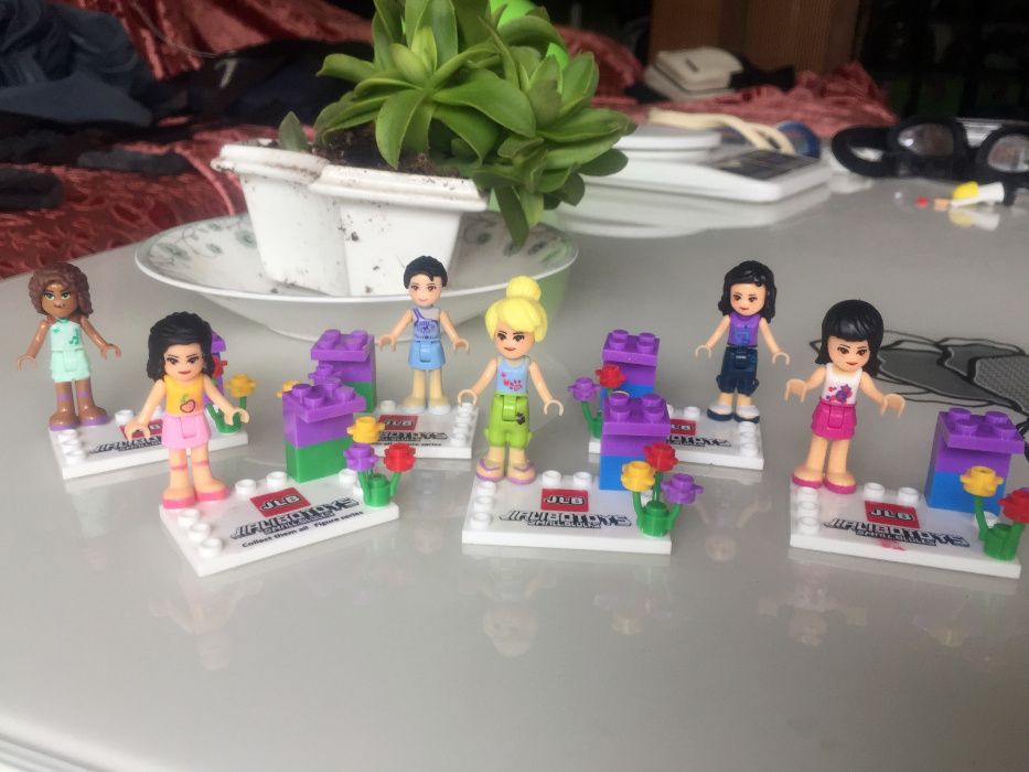 Princesas Disney tipo lego - outras personagens fotos seguintes