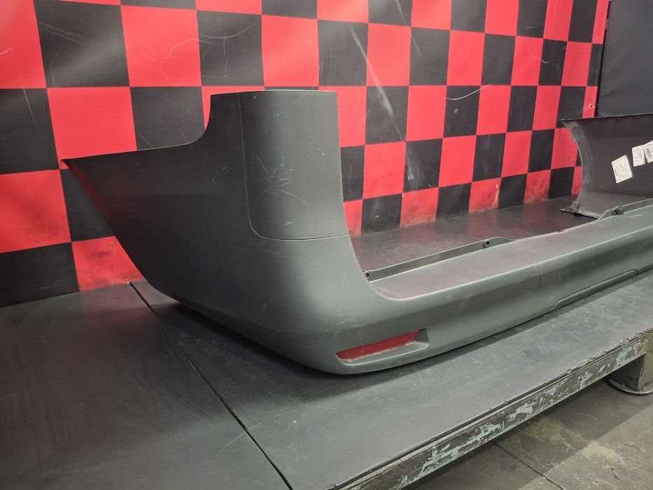 Pára-choques trás MERCEDES-BENZ Vito (W447)