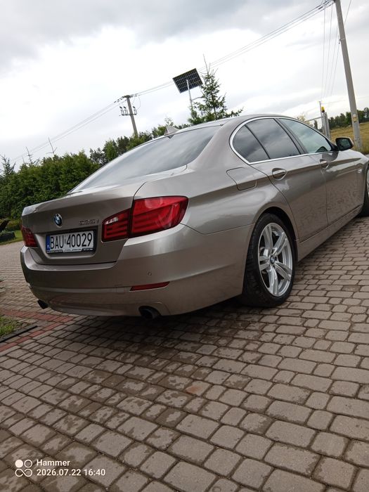 BMW f 10 3.0 benzyna