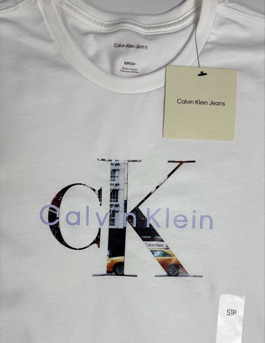Футболка  Calvin Klein.  ОРИГІНАЛ.    С.  М. Л