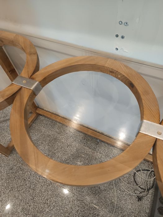 Mesa de entrada com tampo de vidro