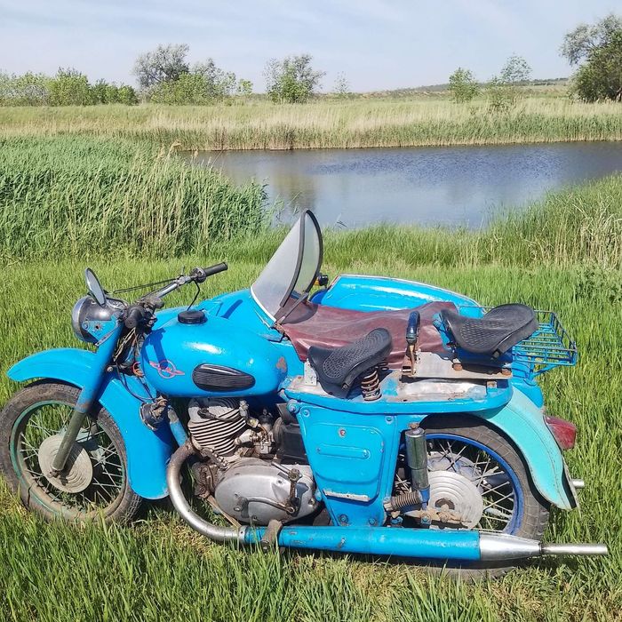 Продам мотоцикл иж 56