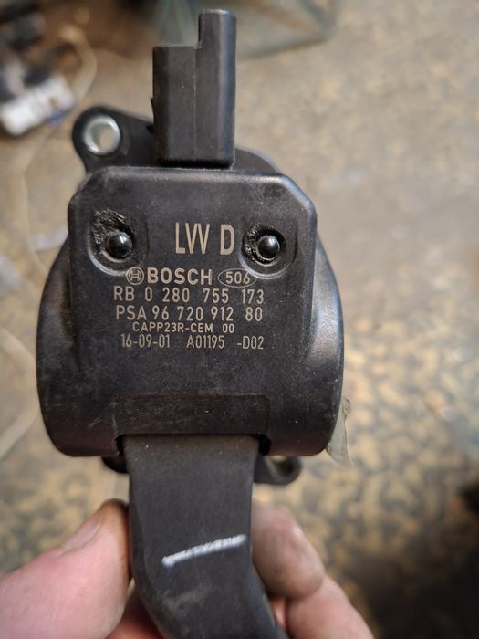 Педаль газу пежо,сітроен нова