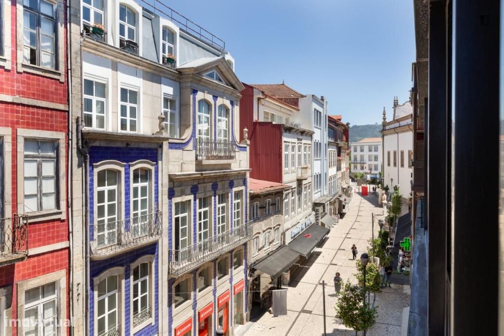 Apartamento com 2 quartos - localizado em Sé de Braga e São Lázaro...