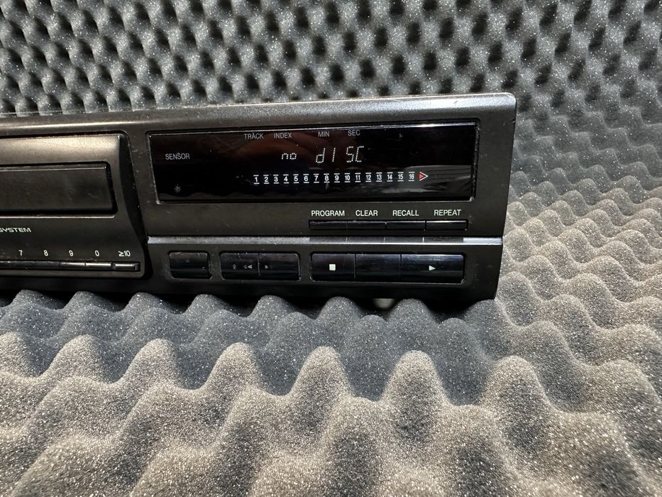 Odtwarzacz CD Technics SL-PG470A