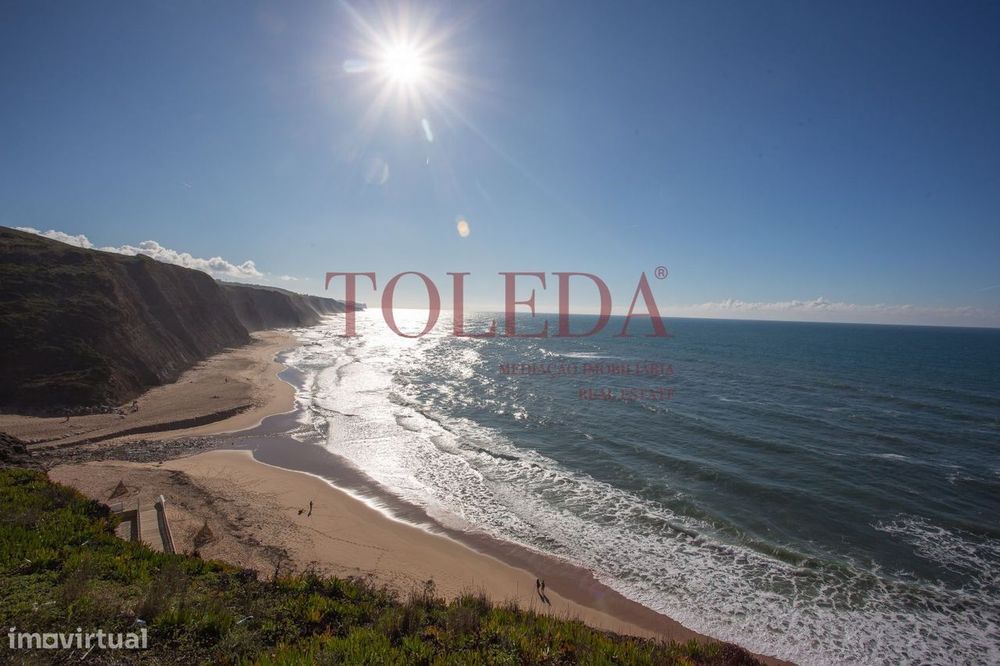 T1 com Vista Mar, com Varanda e Parqueamento