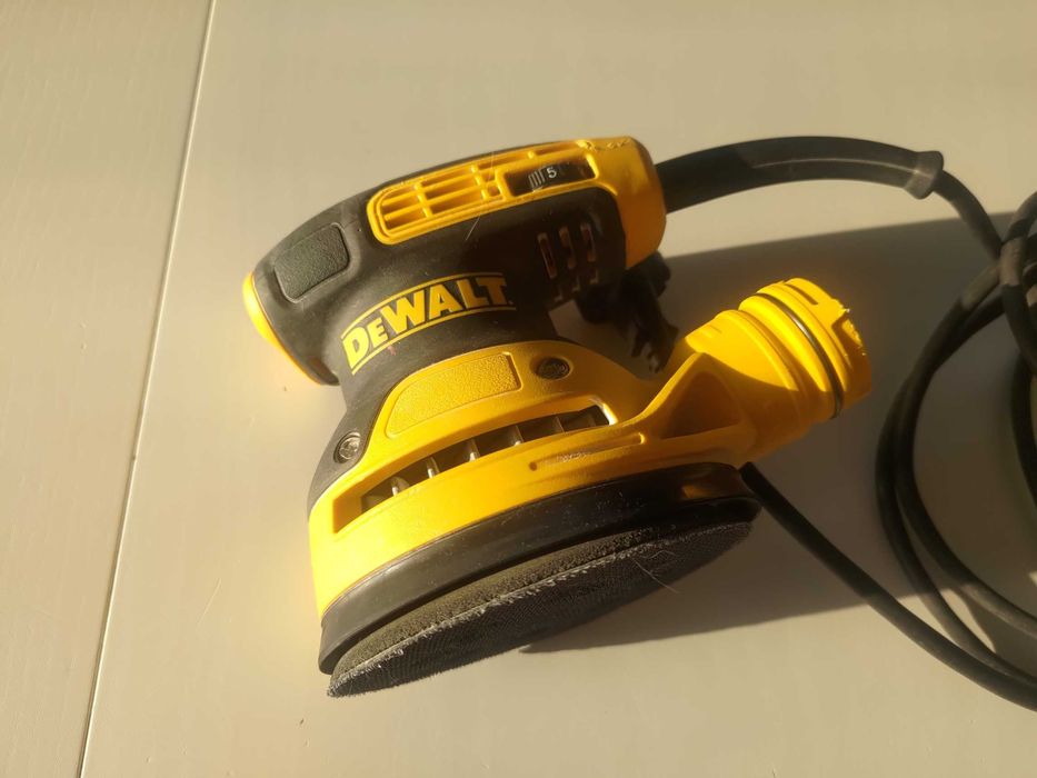 Szlifierka DeWalt DWE6423