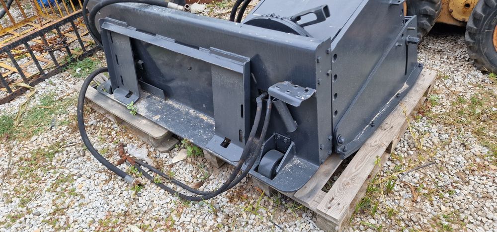 Frezadora bobcat,de asfalto, freza de alcatrão,fresa,frese  de tapete